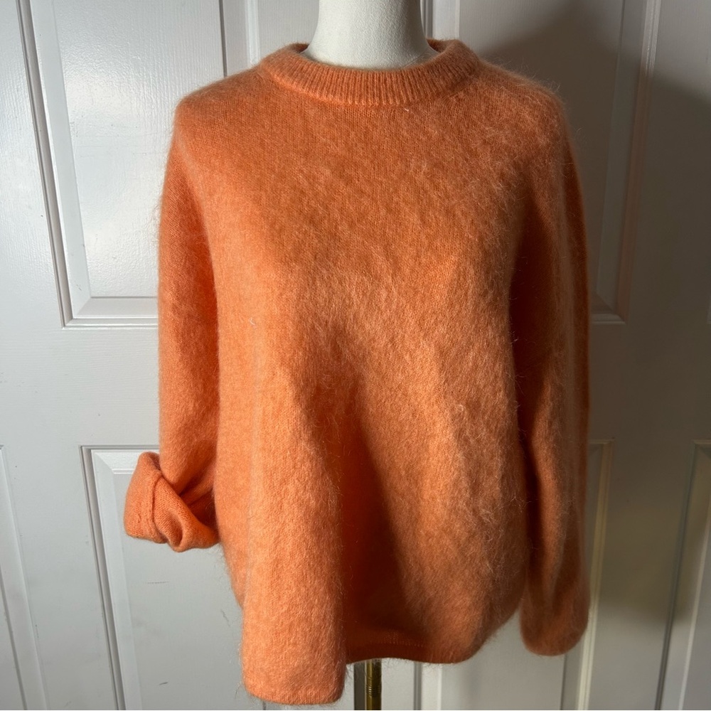 NWT (size small) H&M OVERSIZED MOHAIR-BLEND SWEATER - Picture 7 of 11